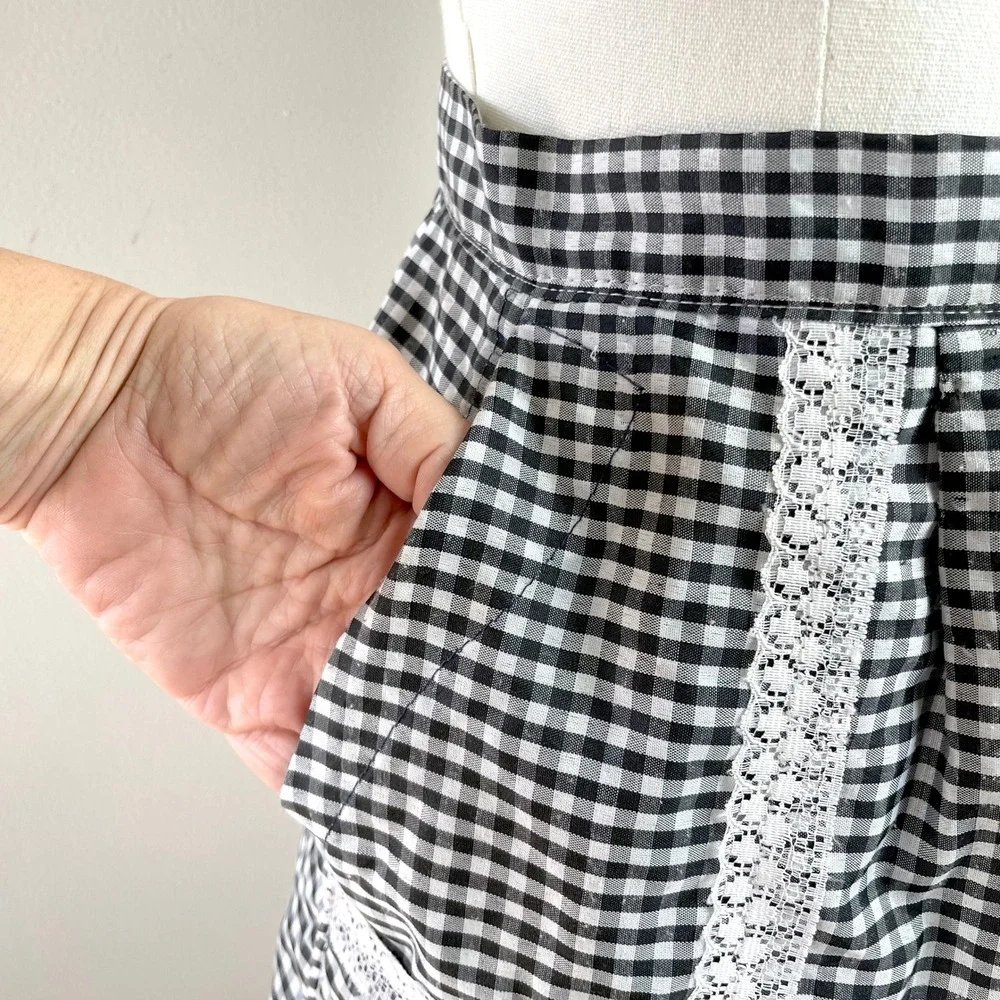 Vintage Gingham Half Apron Black White Check Lace Trim Bows Cottagecore Retro
